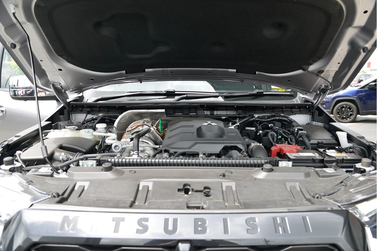 2024 Mitsubishi Triton GLS MV 4X4