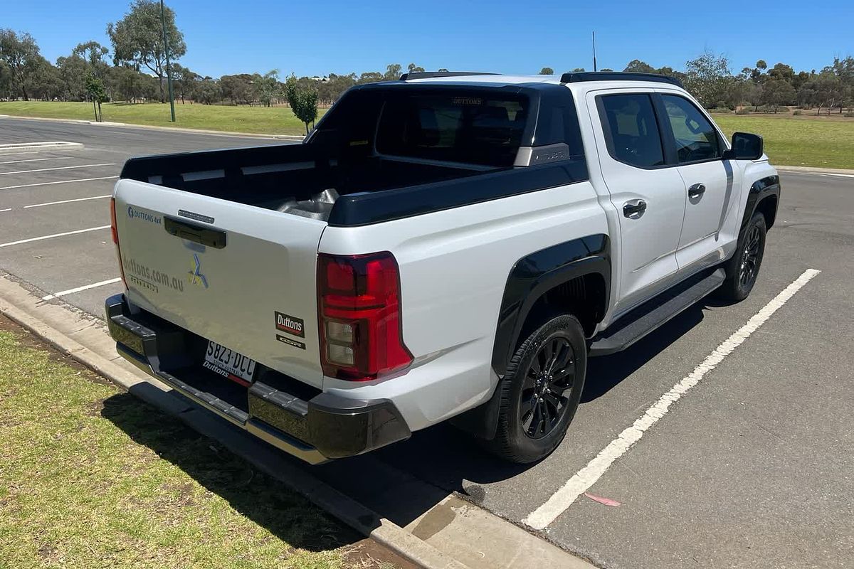 2024 Mitsubishi Triton GSR MV 4X4