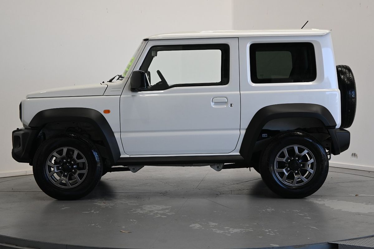 2022 Suzuki Jimny GLX GJ