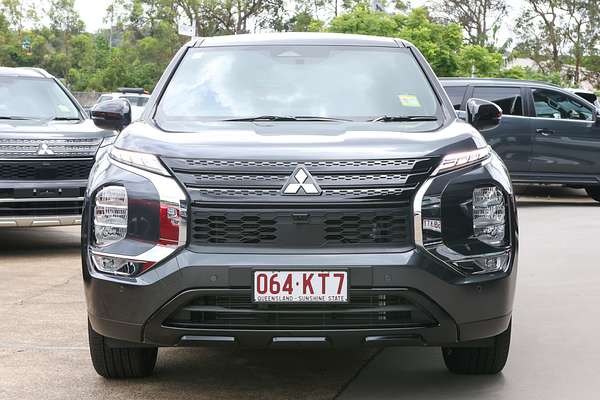 2024 Mitsubishi Outlander Black Edition ZM