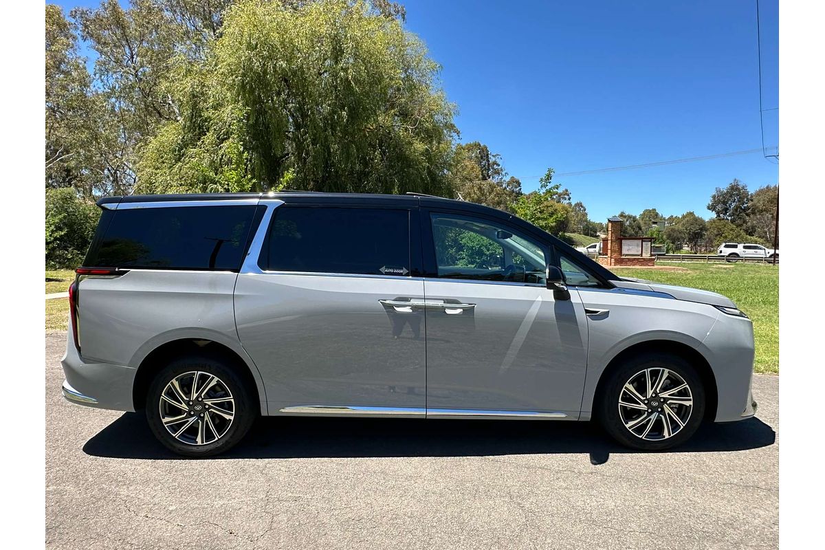 2023 LDV MIFA Executive