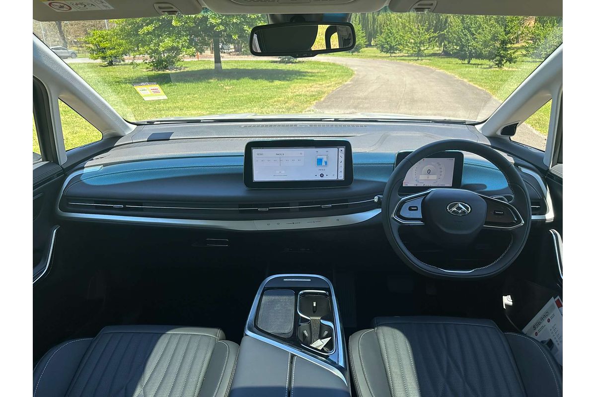 2023 LDV MIFA Executive
