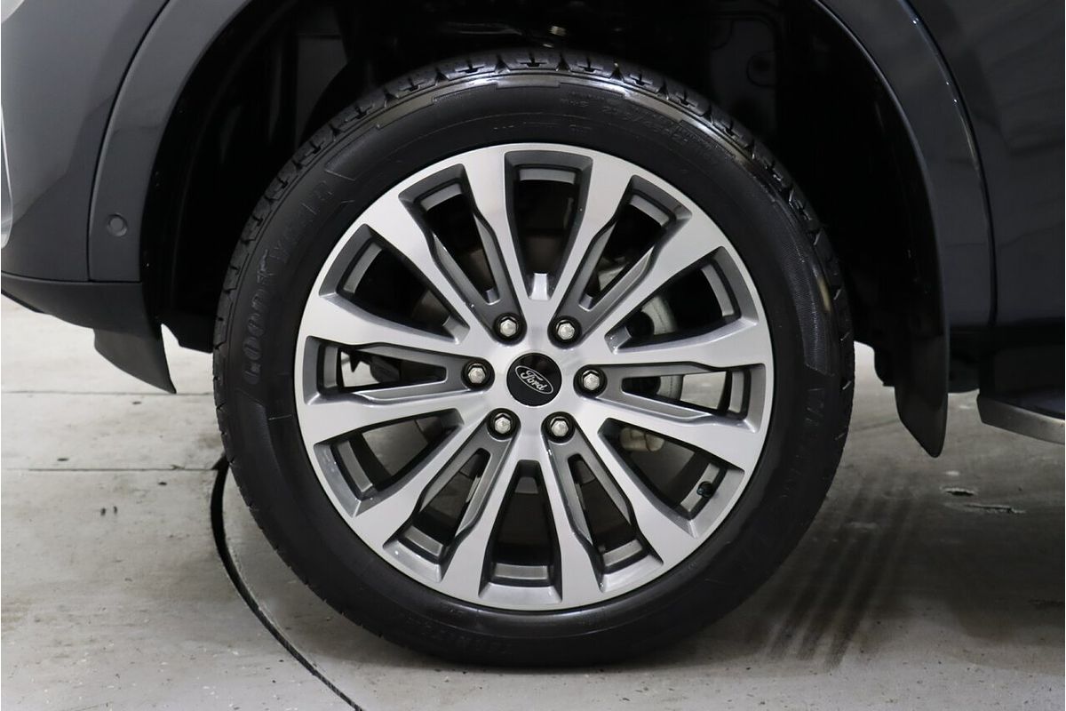 2023 Ford Everest Platinum