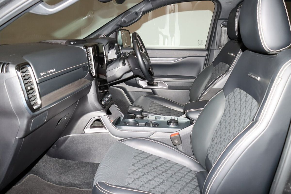 2023 Ford Everest Platinum