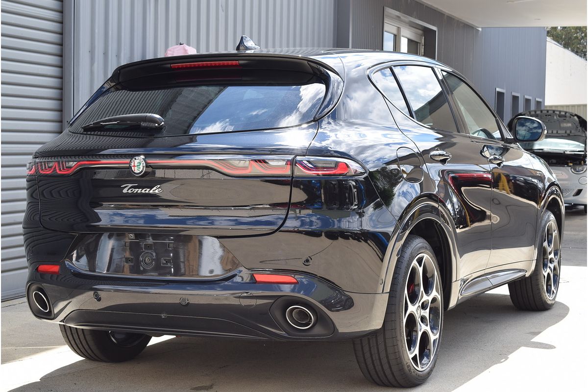 2023 Alfa Romeo Tonale Veloce Plug-In Hybrid