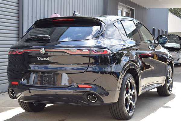 2023 Alfa Romeo Tonale Veloce Plug-In Hybrid