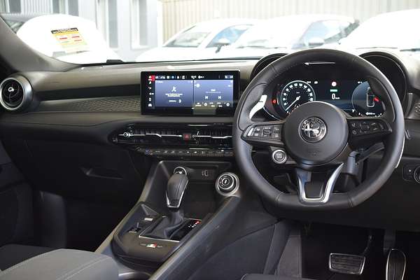 2023 Alfa Romeo Tonale Veloce Plug-In Hybrid