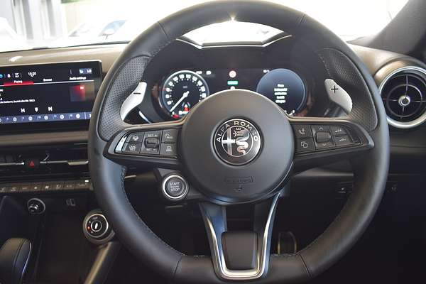 2023 Alfa Romeo Tonale Veloce Plug-In Hybrid