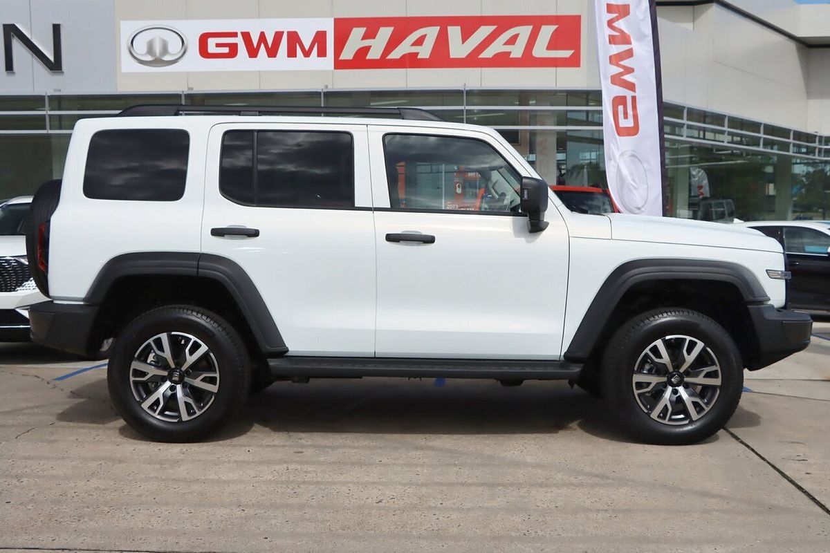 2023 GWM Tank 300 Ultra Hybrid P01