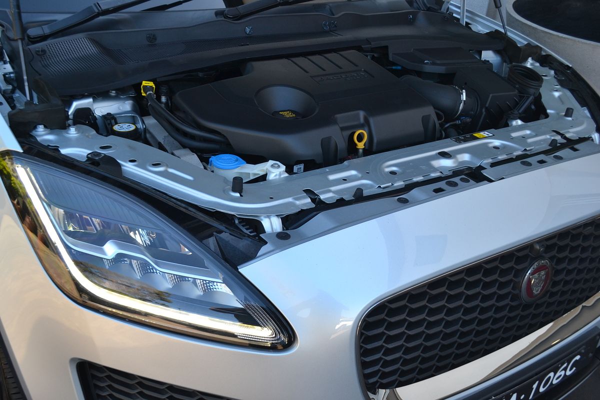 2018 Jaguar E-PACE D240 HSE X540