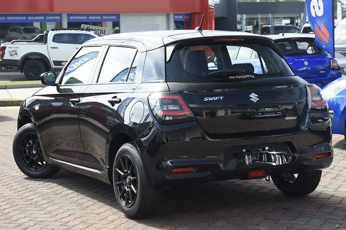 2024 Suzuki Swift Hybrid UZ