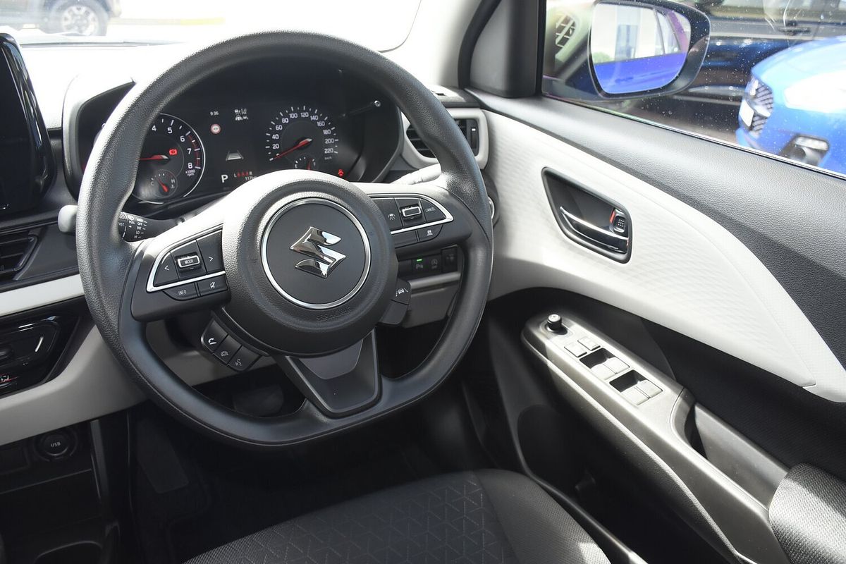 2024 Suzuki Swift Hybrid UZ