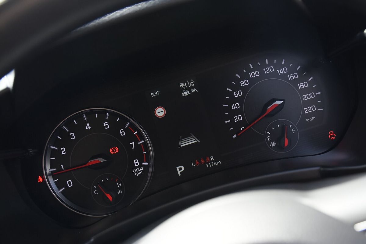 2024 Suzuki Swift Hybrid UZ