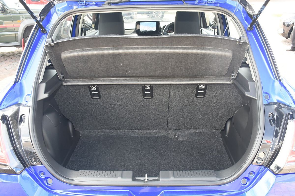 2024 Suzuki Swift Hybrid UZ