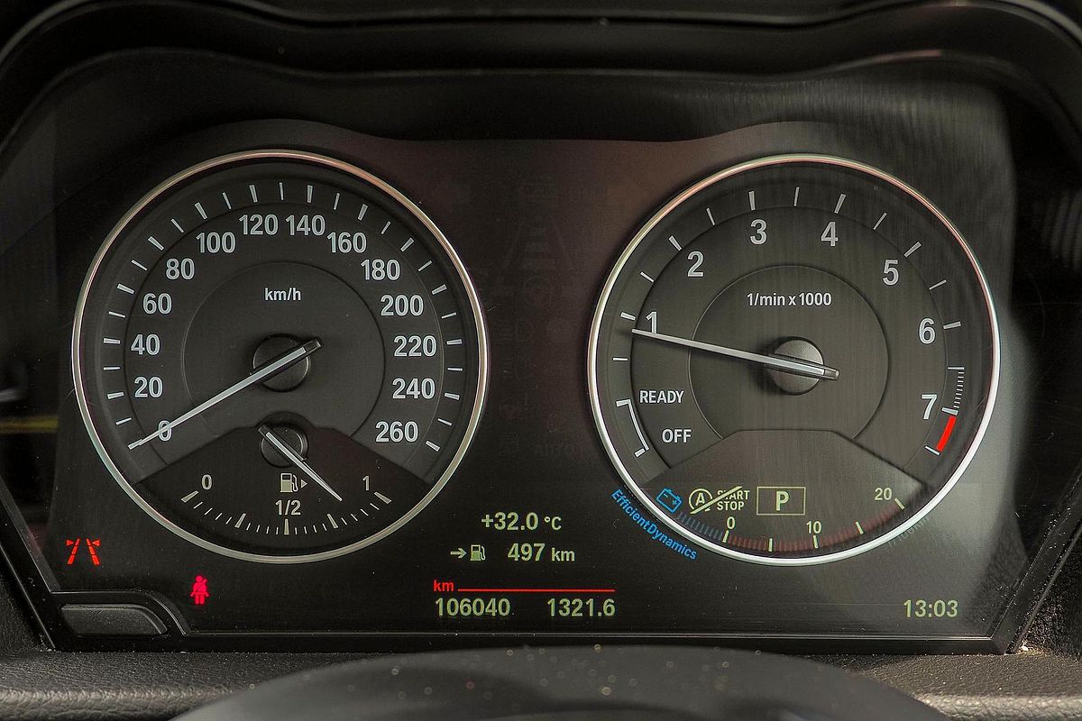 2015 BMW 2 Series 218i Sport Line F45