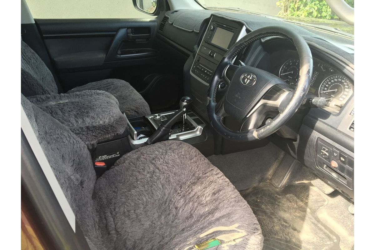2015 Toyota Landcruiser GXL VDJ200R