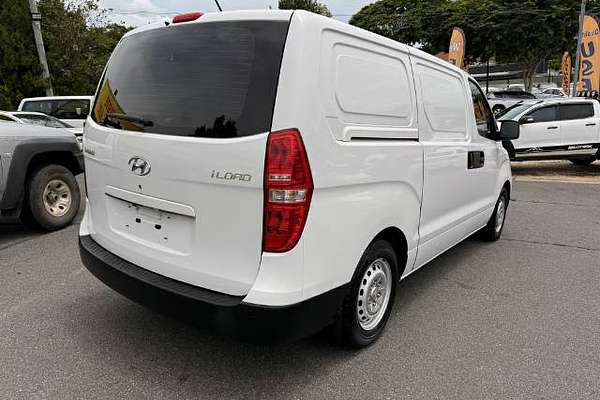 2016 Hyundai iLoad TQ3-V Series II