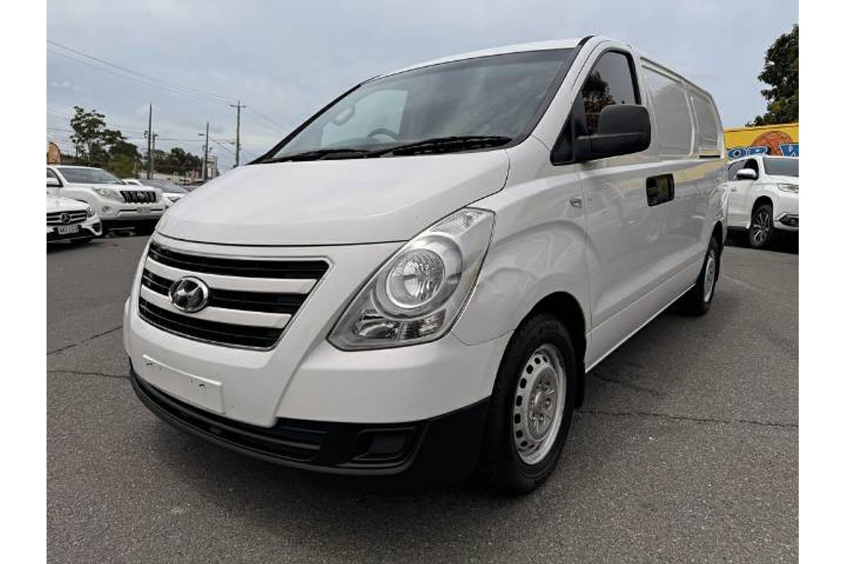 2016 Hyundai iLoad TQ3-V Series II
