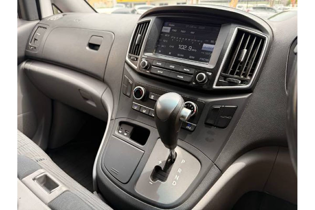 2016 Hyundai iLoad TQ3-V Series II