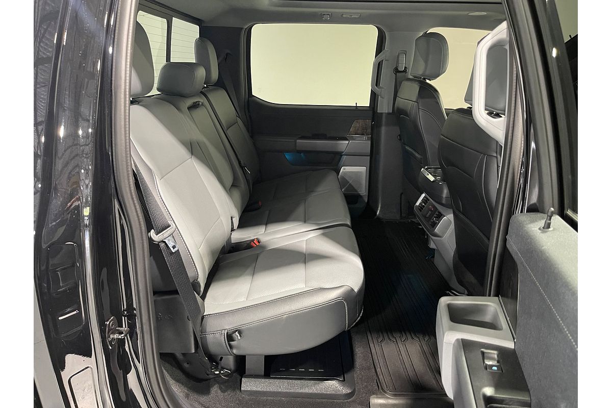 2023 Ford F-150 Lariat  4X4 SWB
