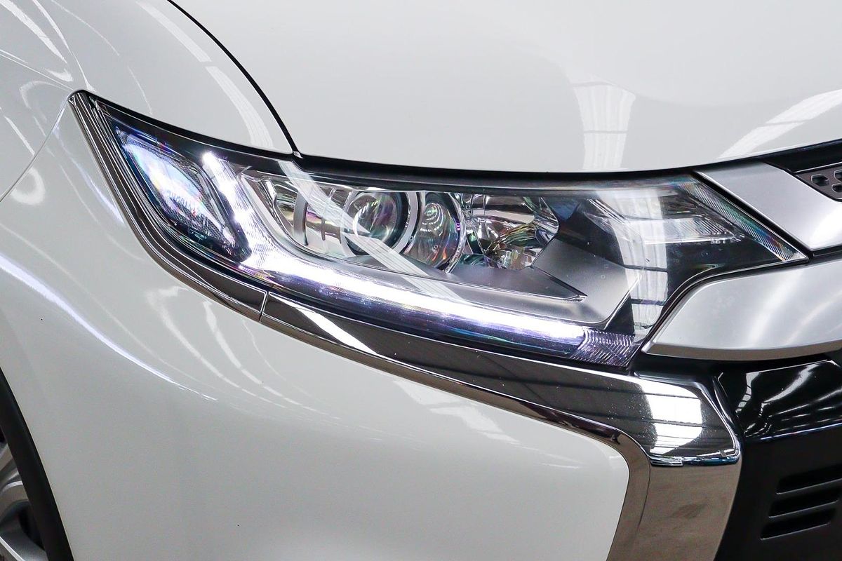 2020 Mitsubishi Outlander LS ZL