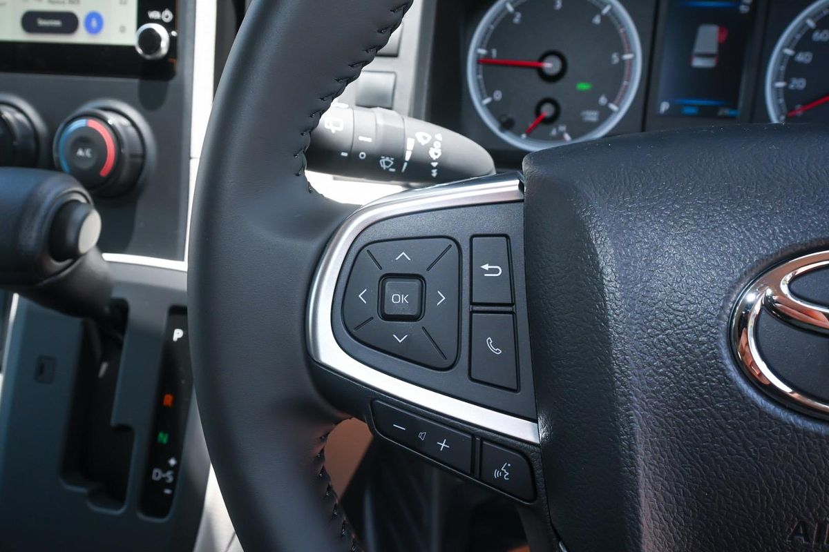 2024 Toyota Hiace GDH300R LWB
