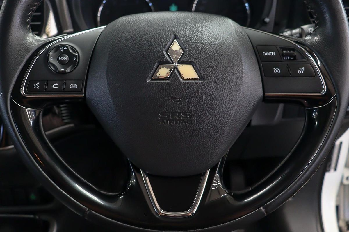 2020 Mitsubishi Outlander LS ZL