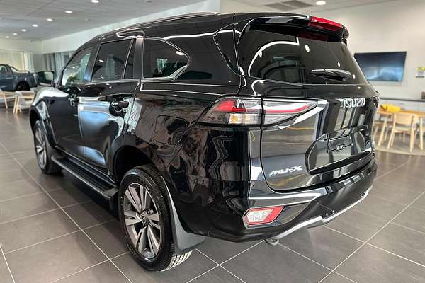 2024 Isuzu MU-X LS-T