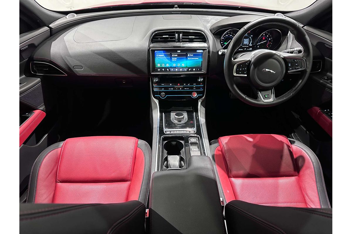 2018 Jaguar XE 20t R-Sport X760