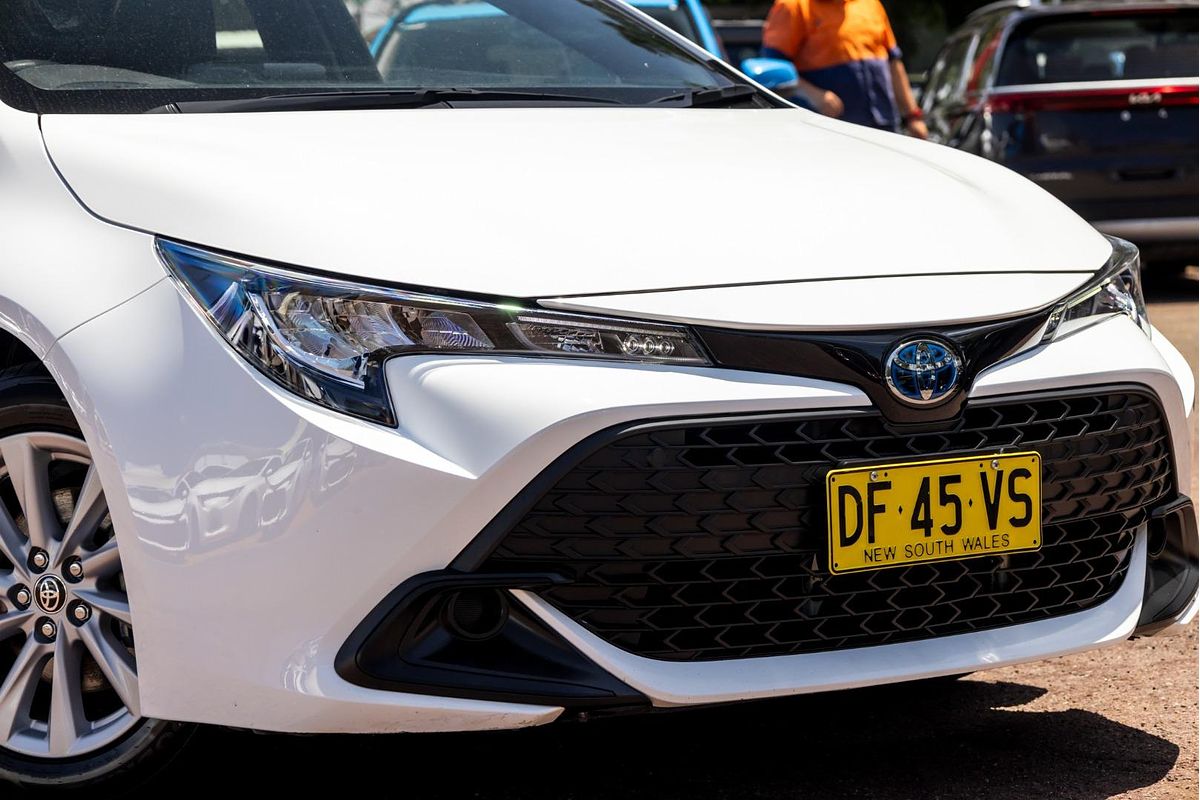 2022 Toyota Corolla Ascent Sport Hybrid ZWE211R