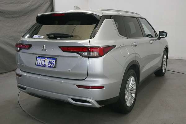 2023 Mitsubishi Outlander LS ZM