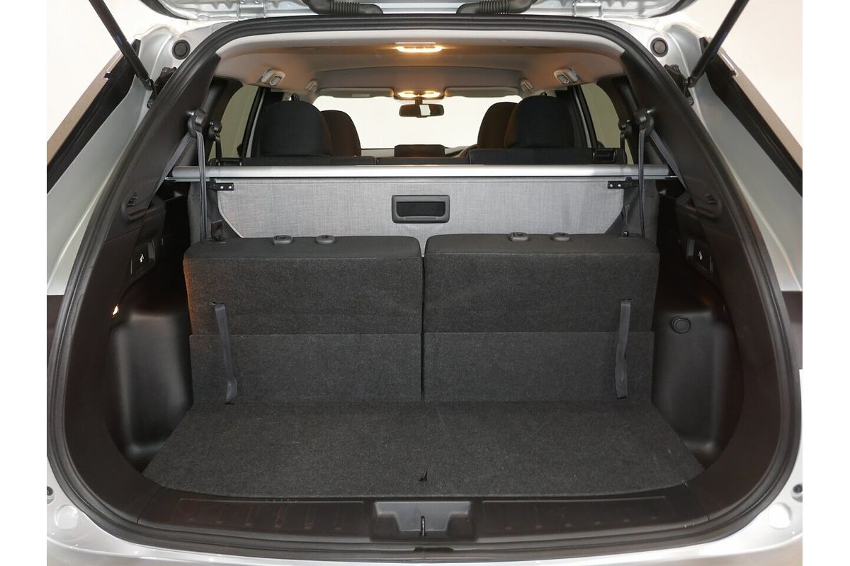 2023 Mitsubishi Outlander LS ZM