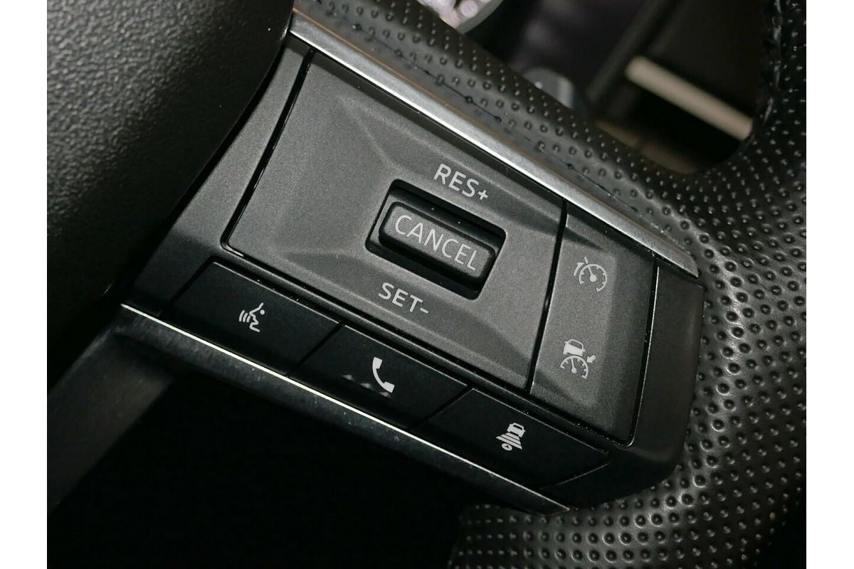 2023 Mitsubishi Outlander LS ZM