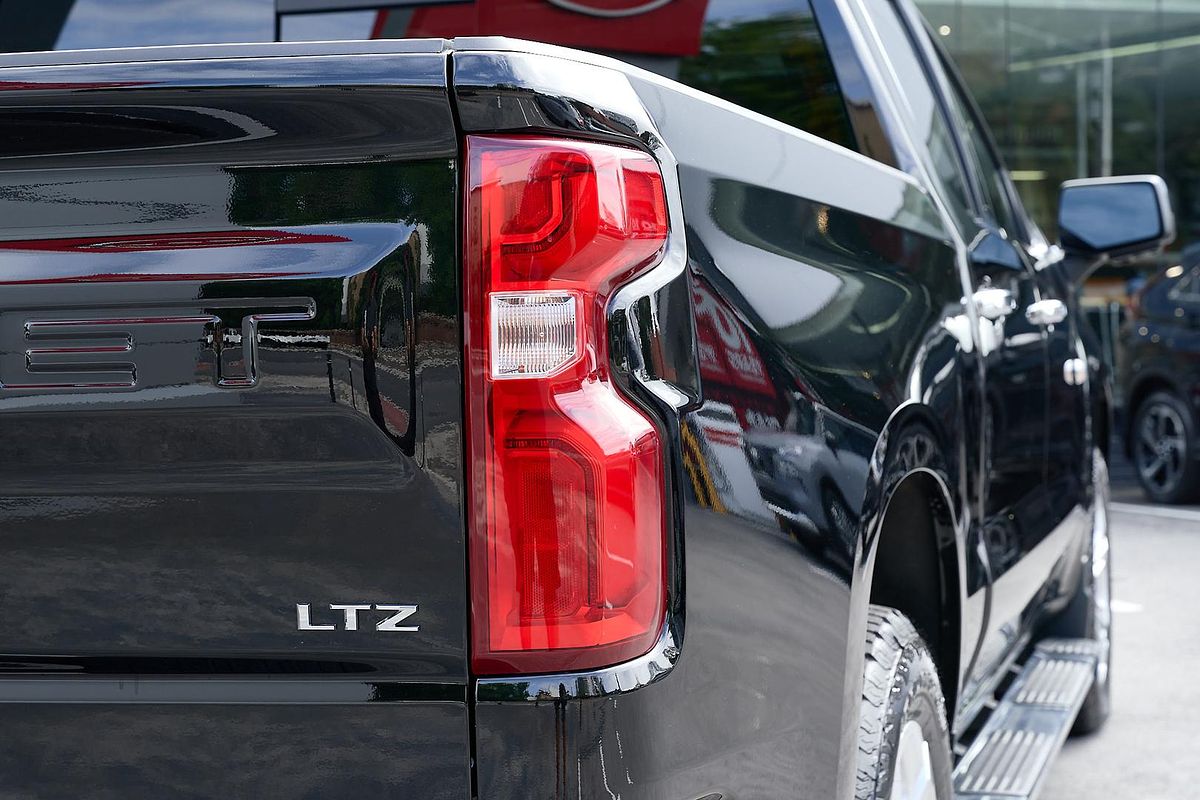 2024 Chevrolet Silverado 1500 LTZ Premium W/Tech Pack T1 4X4