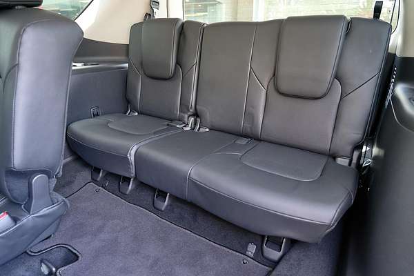 2024 Nissan Patrol Ti-L Y62