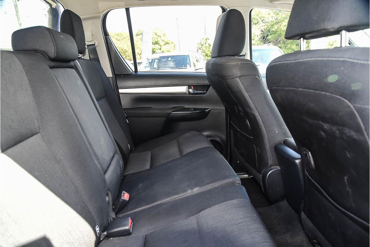 2016 Toyota Hilux SR5 GUN126R 4X4