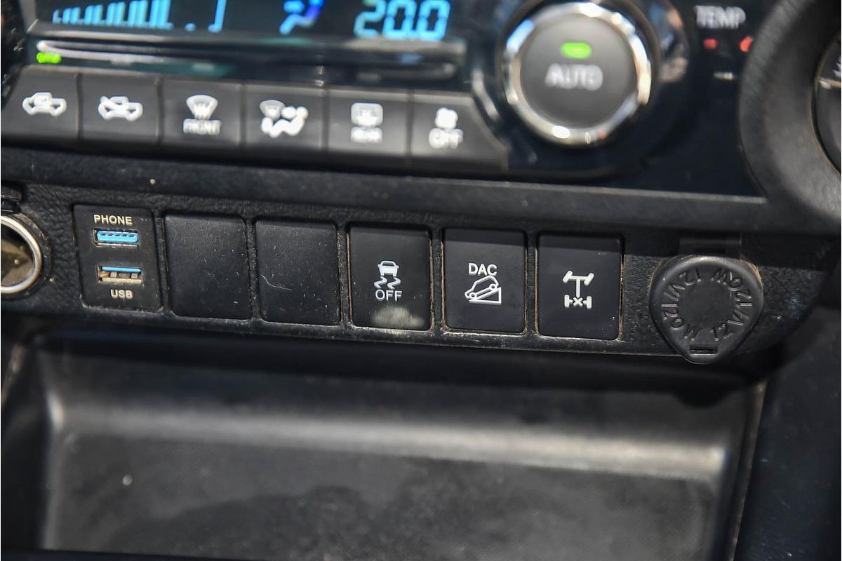2016 Toyota Hilux SR5 GUN126R 4X4