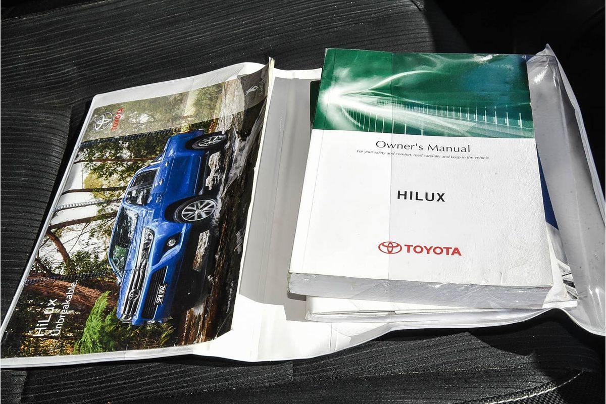 2016 Toyota Hilux SR5 GUN126R 4X4