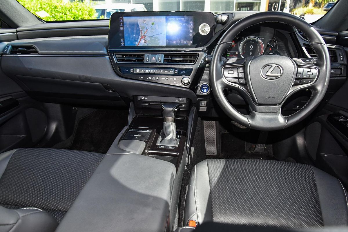 2021 Lexus ES ES300h Luxury AXZH10R
