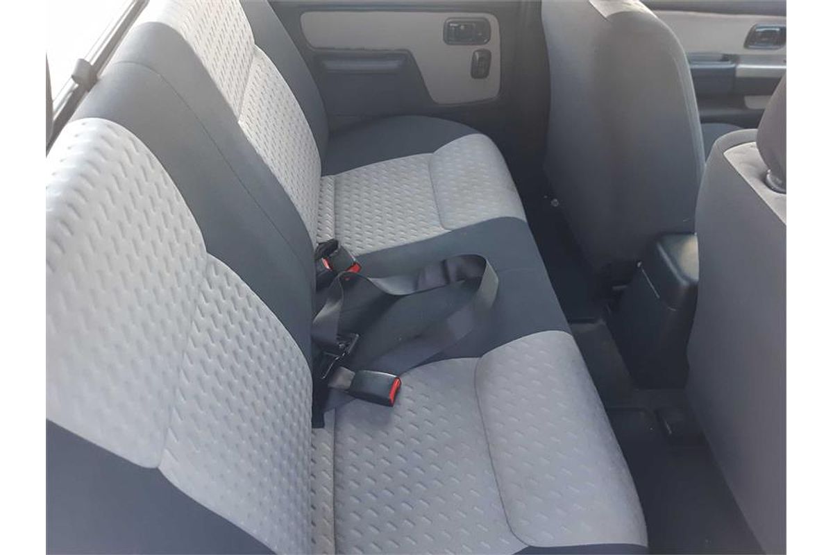 2013 Nissan NAVARA ST-R (4x4) D22 SERIES 5 4X4