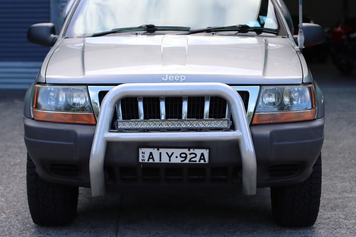 2000 Jeep Grand Cherokee Laredo WJ