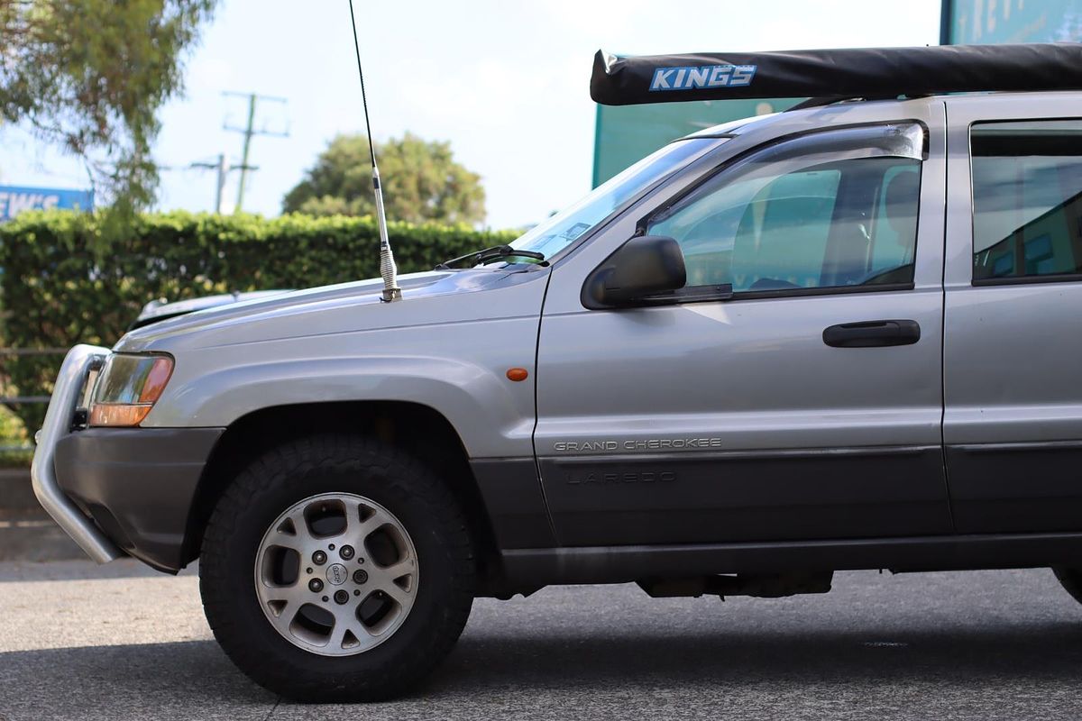 2000 Jeep Grand Cherokee Laredo WJ