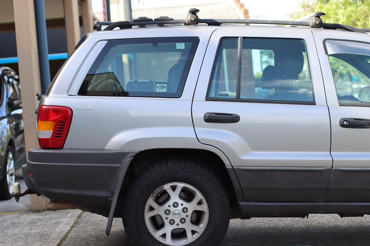 2000 Jeep Grand Cherokee Laredo WJ