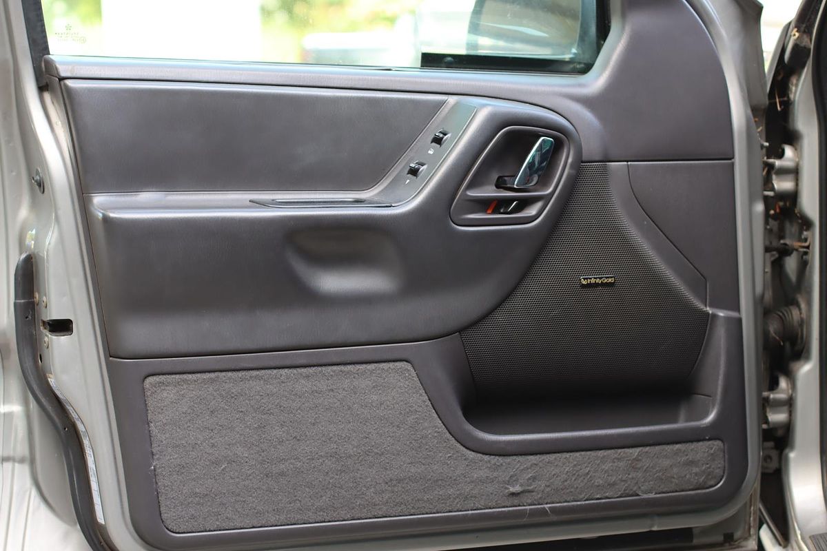2000 Jeep Grand Cherokee Laredo WJ