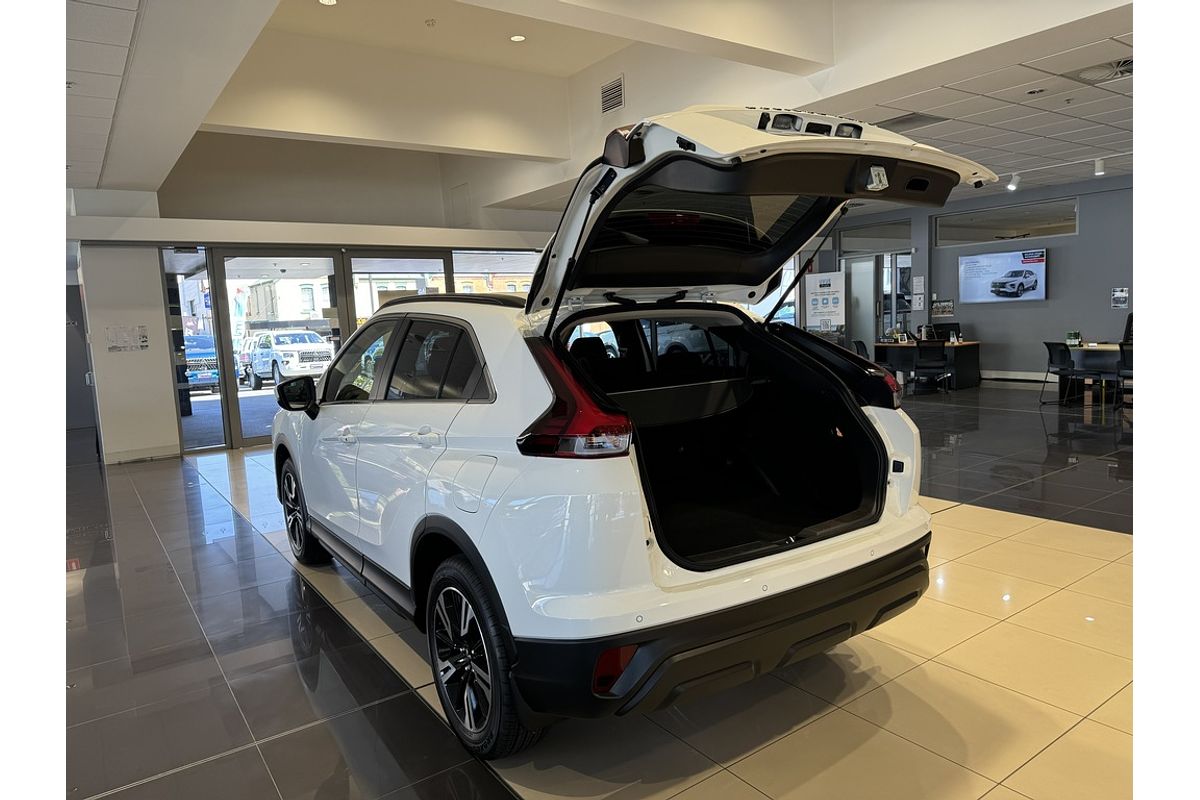 2024 Mitsubishi Eclipse Cross LS YB