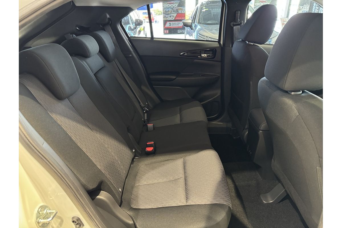 2024 Mitsubishi Eclipse Cross LS YB