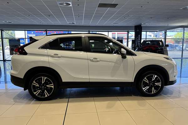 2024 Mitsubishi Eclipse Cross LS YB