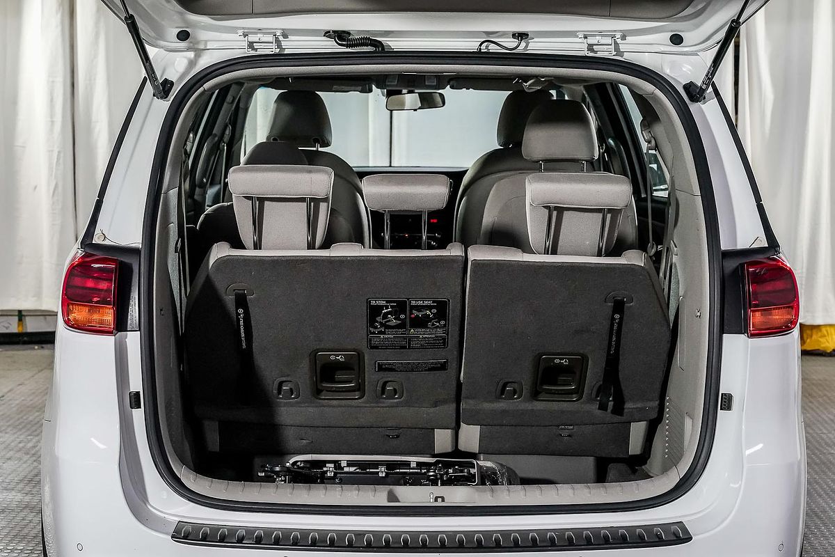 2020 Kia Carnival S YP