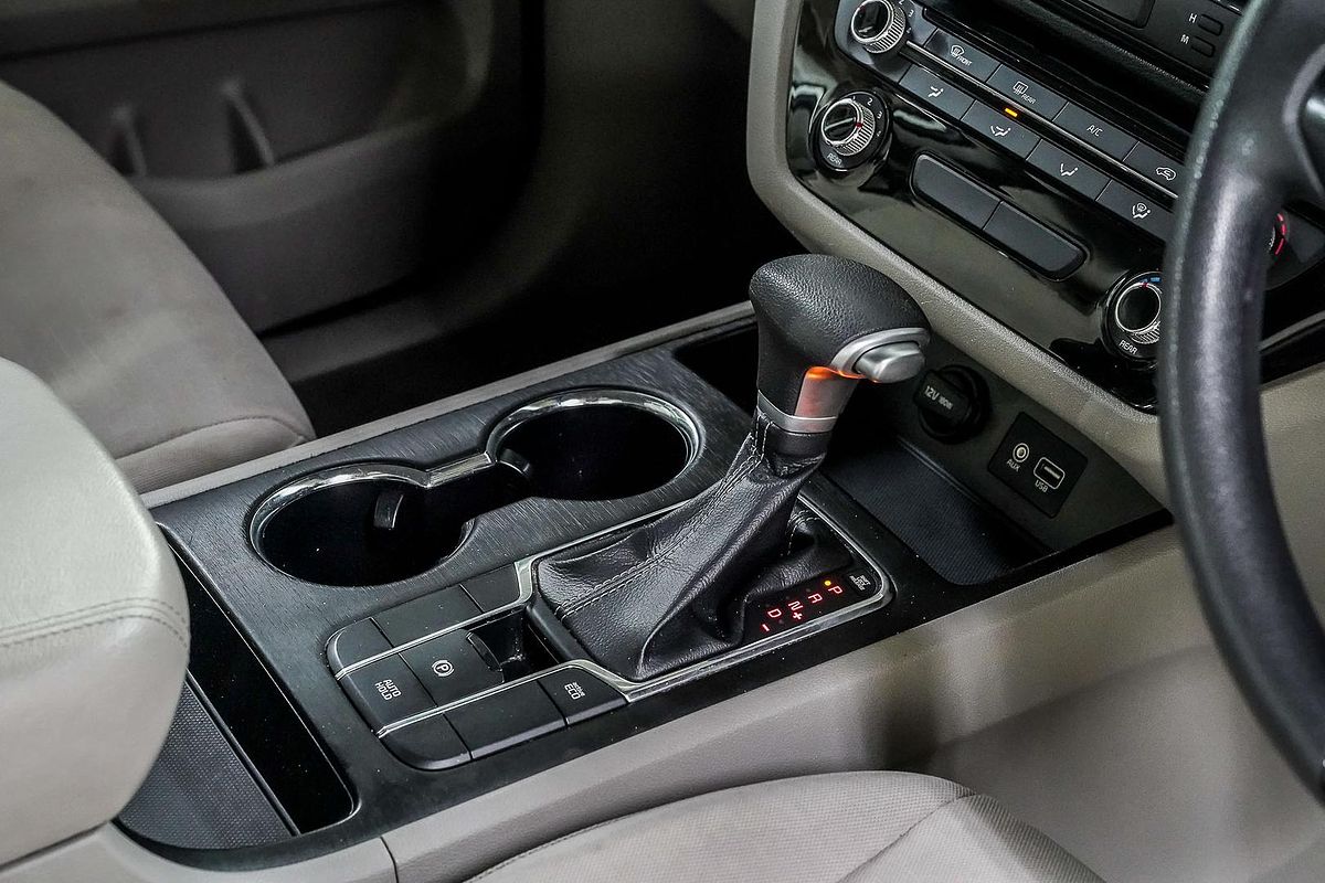 2020 Kia Carnival S YP