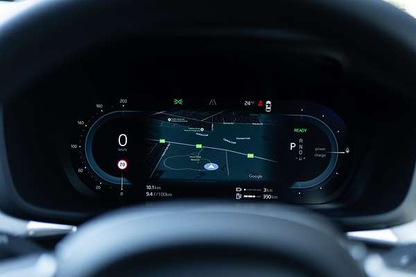 2022 Volvo XC60 Recharge Ultimate T8 Plug-In Hybrid